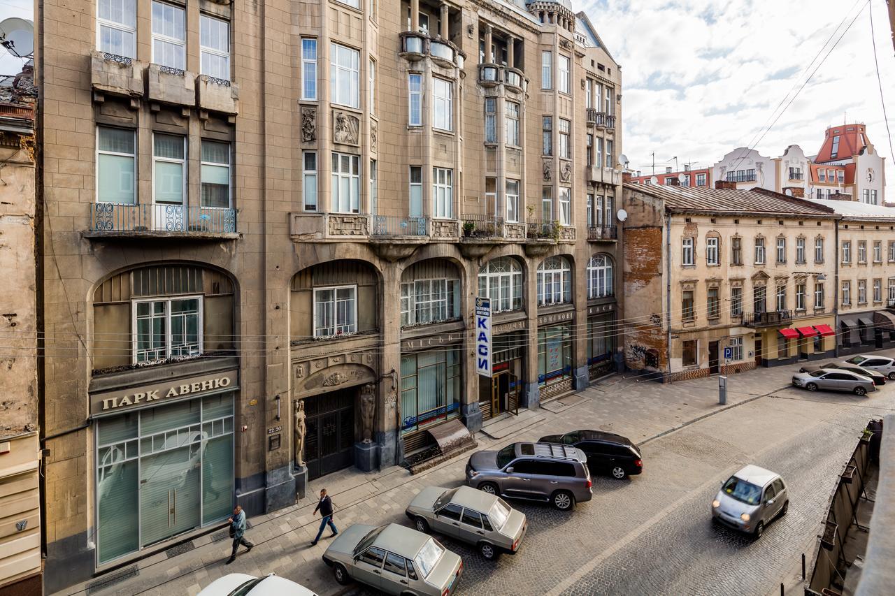 Апартаменти На Гнатюка 17 Lviv Dış mekan fotoğraf
